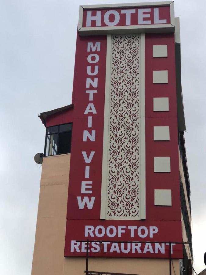 Hotel Mountain View And Rooftop Restaurant Pithorāgarh Kültér fotó
